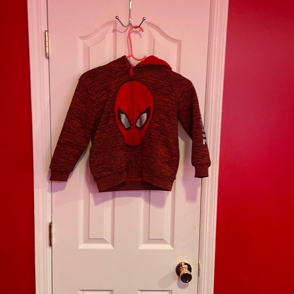 Boy’s Spider-Man hoodie